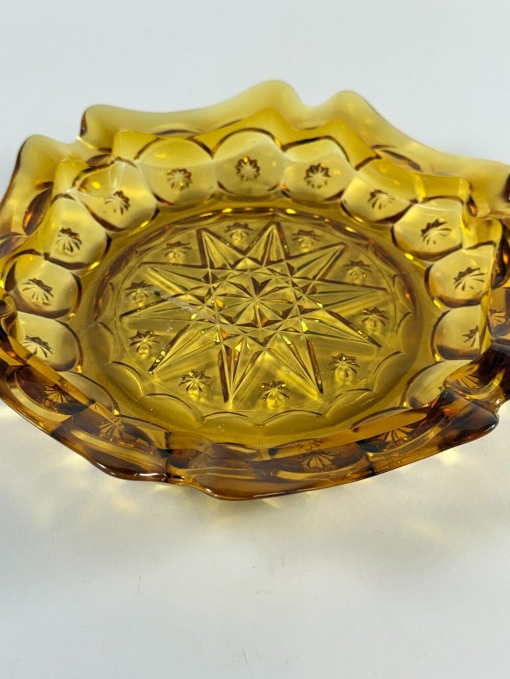 Vintage L.E. Smith Golden Ashtray Moon & Stars Pattern Honey Glass